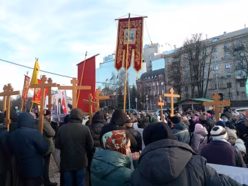 Митрополит Онуфрій засудив політичні акції Валентина Лукіяника