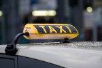 Сіли в таксі й зникли: у Києві чоловік і дівчина з Казахстану так і не доїхали до аеропорту