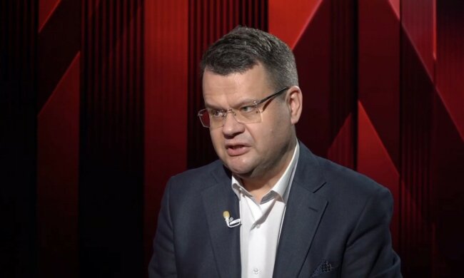 Звільнений заступник міністра Ігор Гарбарук прокоментував скандал з сукнею своєї помічниці Христини Тишкун