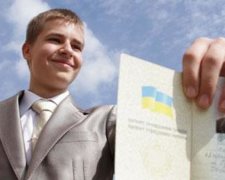 В Сумах несовершеннолетний пришёл на выборы