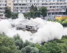 У Харкові красиво вибухнула будівля