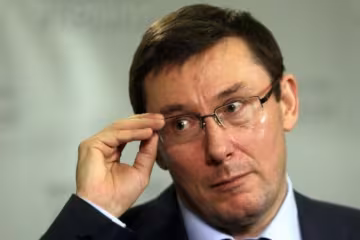 Луценко розпочав  кадрові чистки в Генпрокуратурі 