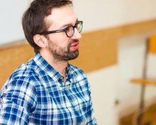 ЗМІ звинуватили Лещенка в обслуговуванні інтересів Курченка і Януковича