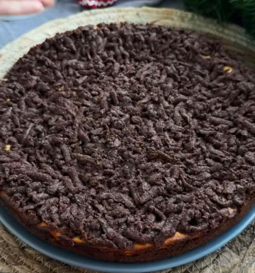 Шоколадный тертый пирог с творожной начинкой: фото скрин рецепта