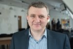 "Продавцы страха и отчаяния": Романенко показал, что творят фейки про Зеленского
