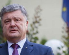 Блогер поймал Богдана в пикантный момент, реакция Порошенко бесценна: "Так выглядит печаль..."