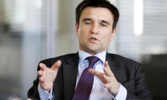 Стали відомі подробиці зустрічі Порошенка з оточенням Трампа