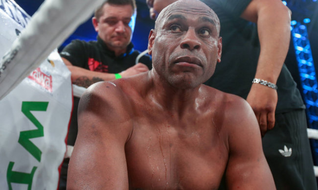 Легендарний дідусь покинув онуків заради боксу: кулаки чешуться