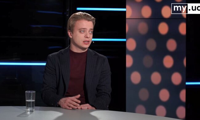 Артем Бронжуков