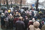 Скажені тарифи та локдаун довели чернівчан до істерики, прийшли до Клічука: "Робіть щось!"