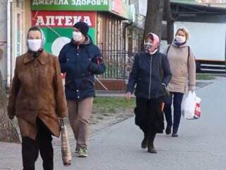 Пенсионеры, кадр из видео