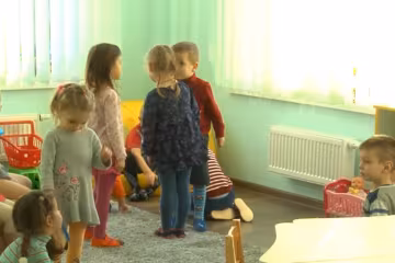 Детский сад, кадр из видео