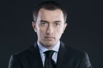 Глава "Ощадбанку" отримує 200 тис. грн. щомісяця