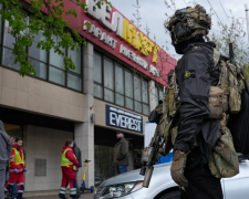 Стрілянина у громадських місцях, теракт 18 квітня, Київ