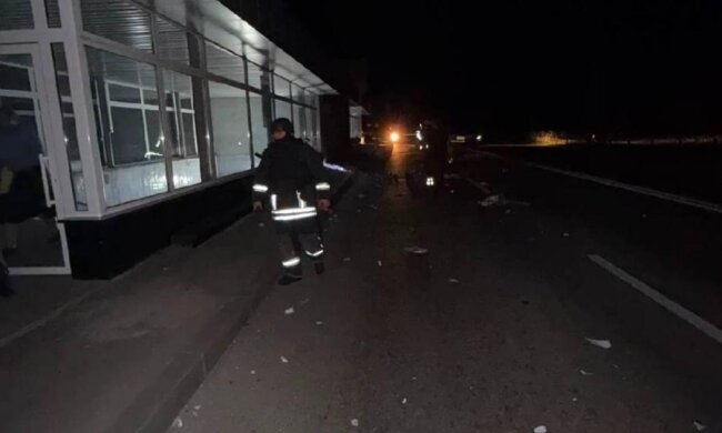 Дрон россиян попал возле станции метро в Харькове