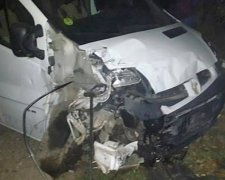 Honda вилетіла на зустрічну смугу: 22-річний хлопець загинув (фото)