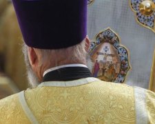 Це Україна: п'яний в хлам піп збив трьох дітей - суд все пробачив