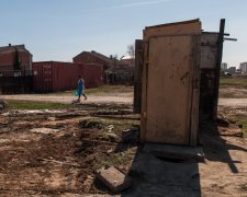 На Донбассе утопили в фекалиях боевиков