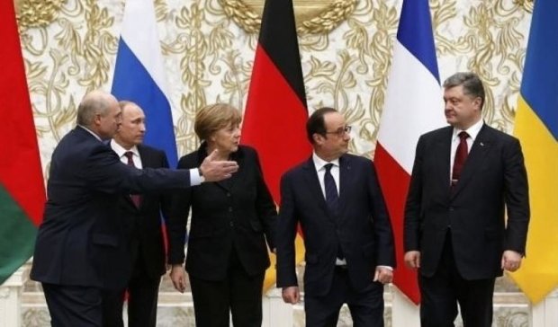 Вибори в США і Німеччині змушують світ шукати швидкі і короткі рішення по Донбасу