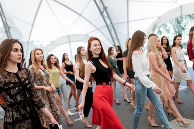 Организаторы кардинально изменили правила "Мисс Украина 2019": горячие фото первых красоток страны