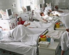 П`ять клієнтів столичного готелю потрапили в лікарню з отруєнням