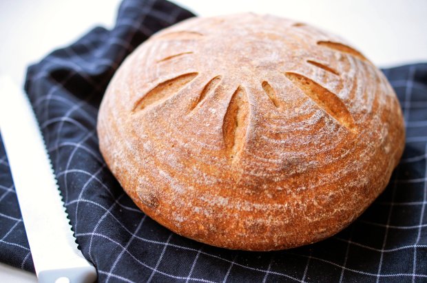 домашній хліб з кукурудзяним борошном: смачніше ніж у пекарнях
