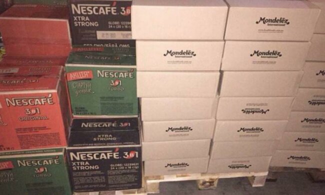 Жителів окупованого Донбасу залишили без кави та підгузків