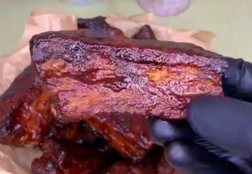 Свиные ребрышки, кадр из видео