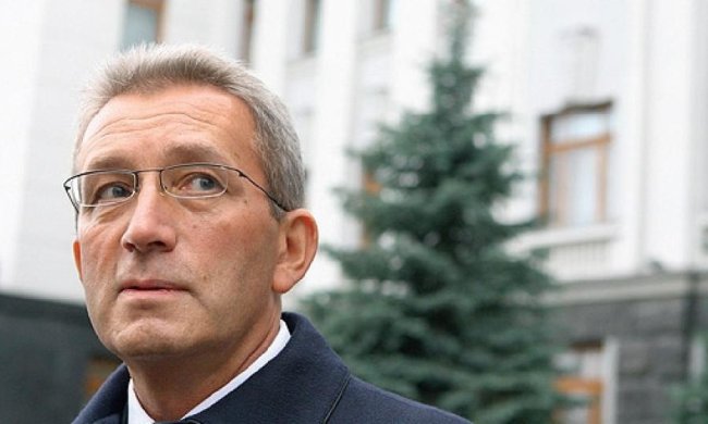 Банкіра Януковича зняли з літака у Німеччині