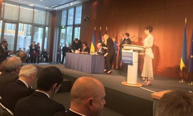 "Нафтогаз" підписав угоду з ЄБРР про кредит на $300 мільйонів