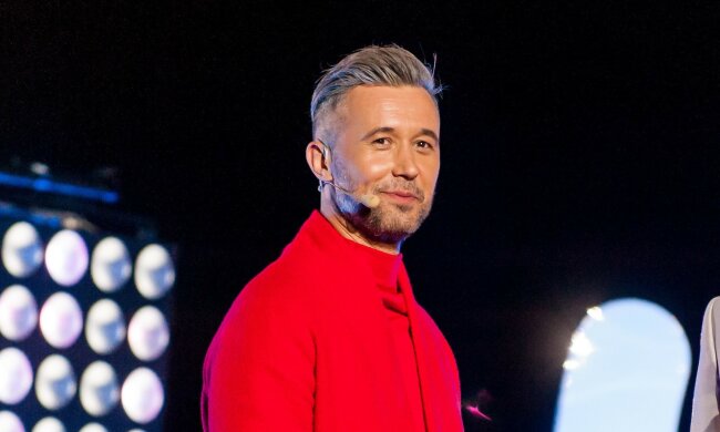 Сделай мне "хип", скажи мне "хоп": Бабкин наконец-то совместил театр и музыку, нереально смешное видео