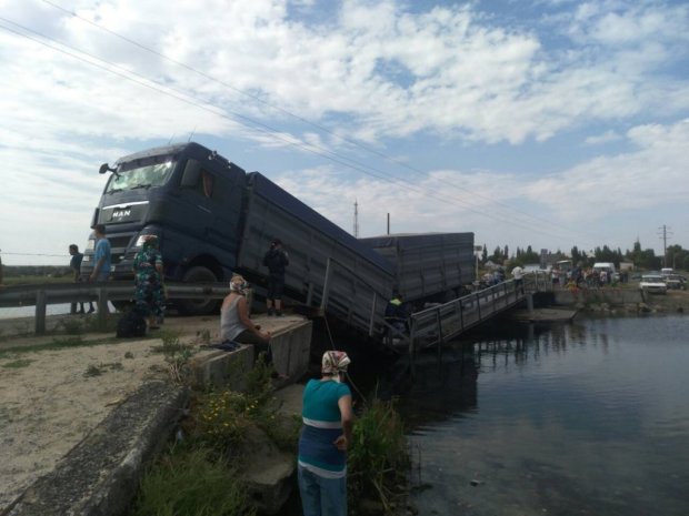 Непослушного водителя наказали в Одессе, запомнит на всю жизнь: дикие кадры разнеслись по сети