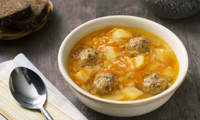 Готуємо суп з фрикадельками: покроковий рецепт