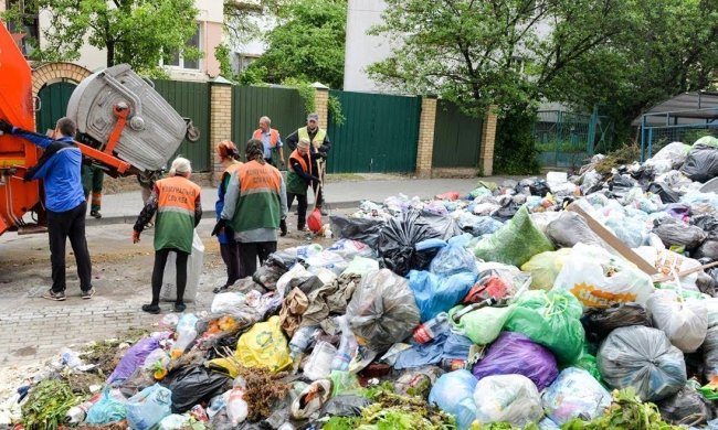 Львів'яни оторопіли через скажені податки на сміття: "Садового - у космос"