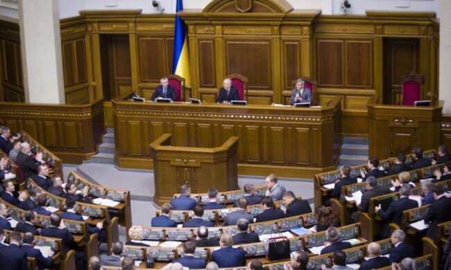 Нардепи зберуться на позачергове засідання 