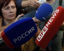 Російські репортери представляються білорусами на пожежі під Васильковом 