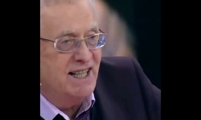 "Обезьяна", - Жириновский набросился на популярную певицу и напророчил ей гибель