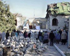 Скандал с прерванной связью: Vodafone не торопится помогать Донбассу
