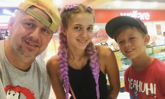 Донька Потапа заткнула Волочкову за пояс, показавши прекрасну розтяжку: оце так шпагат