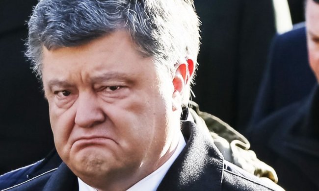 Конец украинской политики: политолог рассказал, как рассыпается карточный "домик" Порошенко