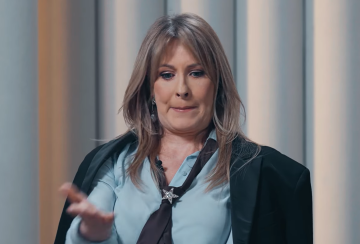 Олена Кравець, кадр з інтерв'ю