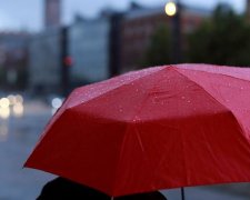 Українців очікує різке похолодання з грозами та градом