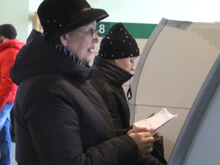 Оплата комунальних послуг. Фото: скрін youtube