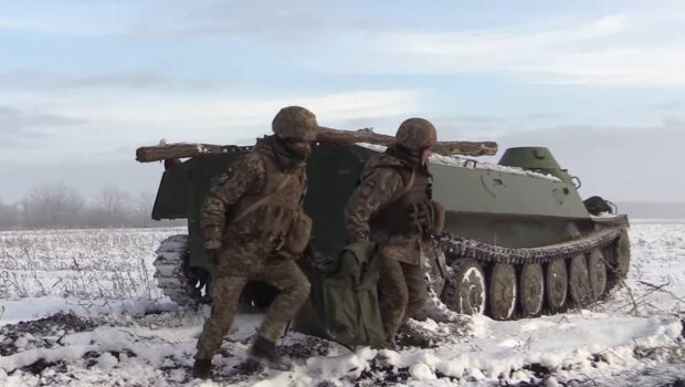 танкисты, скриншот с видео