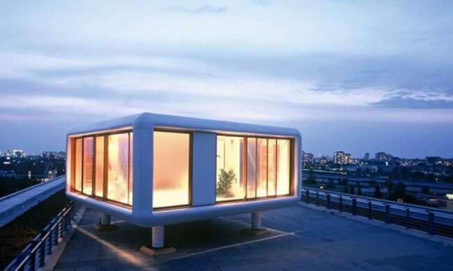 У Канаді придумали готель з літаючими номерами