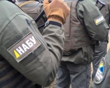 Силовики погоріли на хабарі у півтора мільйона