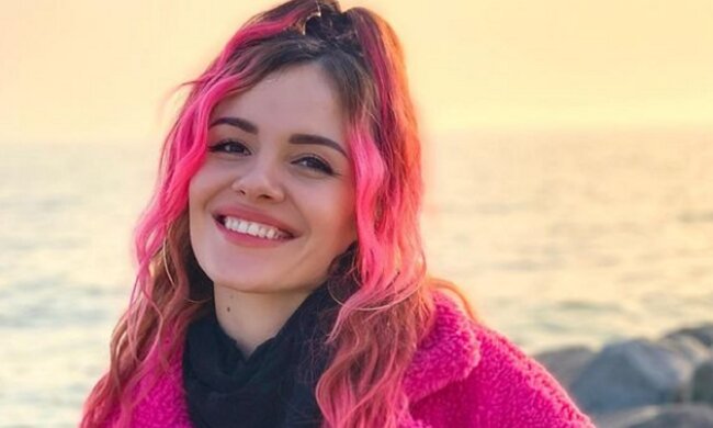 MamaRika "кинула" украинцам новорожденного сына и сбежала на концерт: "Будет агонь"