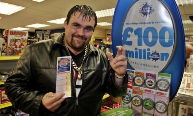 Майкл Керрол, фото з вільних джерел