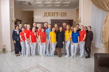 Главный врач стоматологической клиники "Дент-Ин": "От нас уходят с ослепительной улыбкой!"