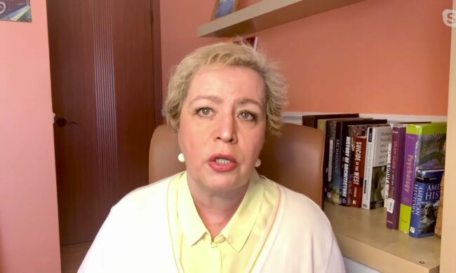 Олена Брегова